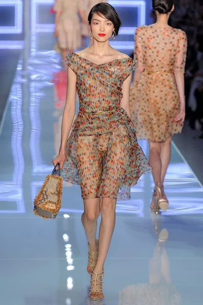 Look 26